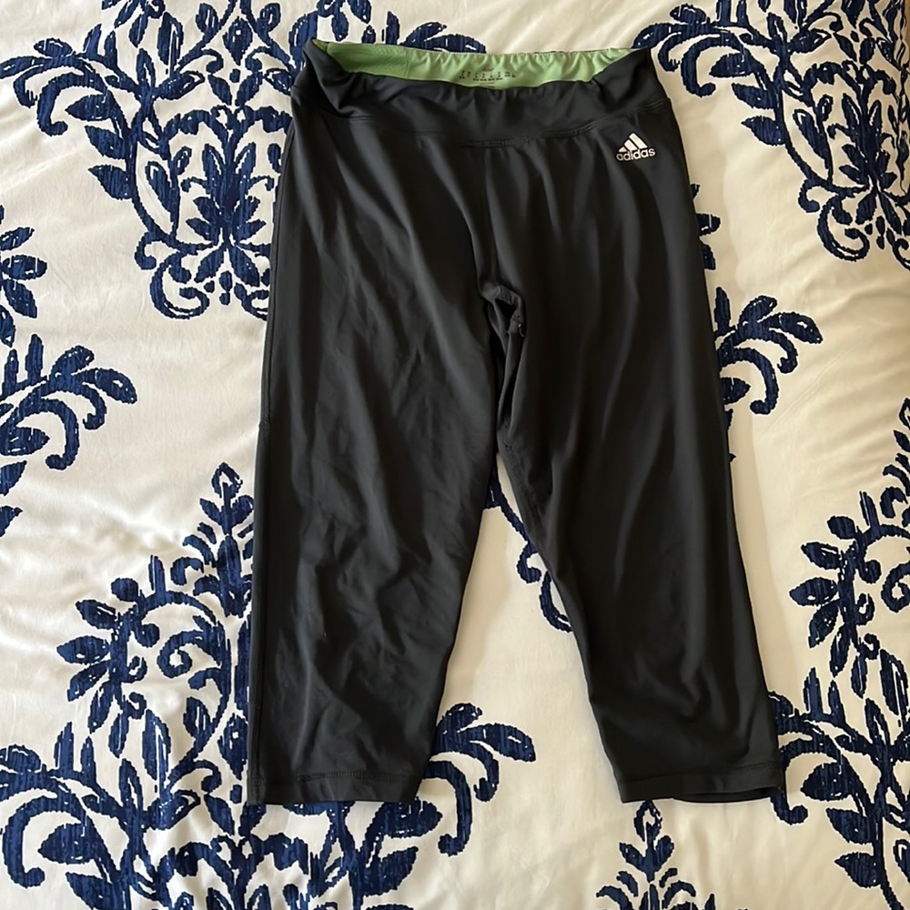 Adidas leggings